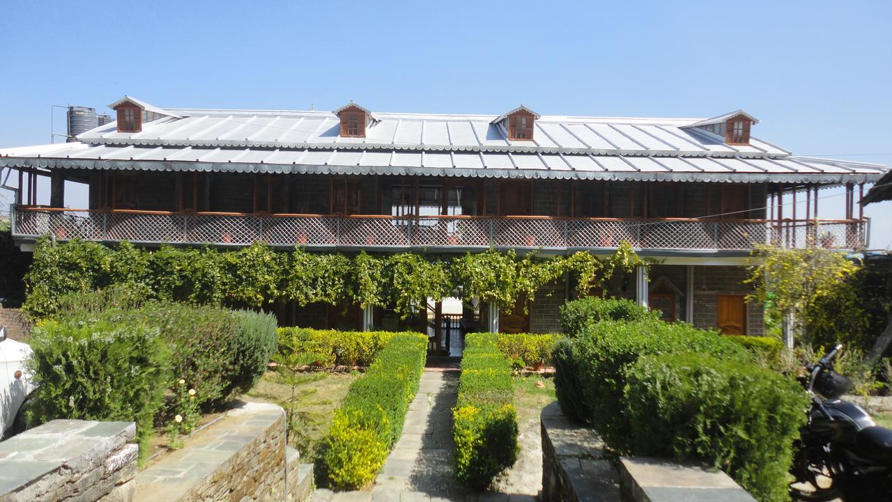 Kausani Best Inn Exterior photo