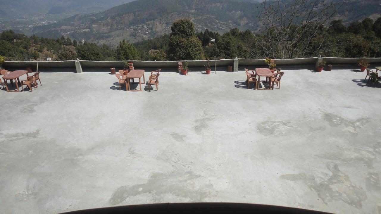 Kausani Best Inn Exterior photo